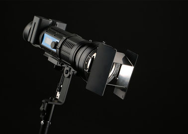 การถ่ายภาพกลางแจ้ง Led Fresnel Spotlight Bi Color 30 ° - 60 °มุมลำแสง